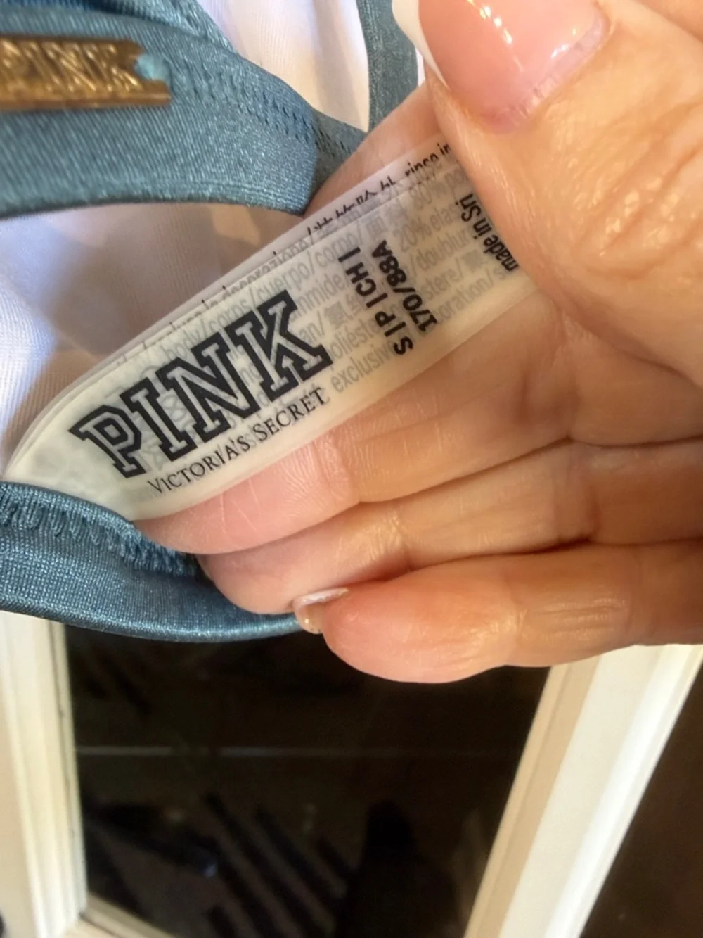 Victorias Secret vs pink